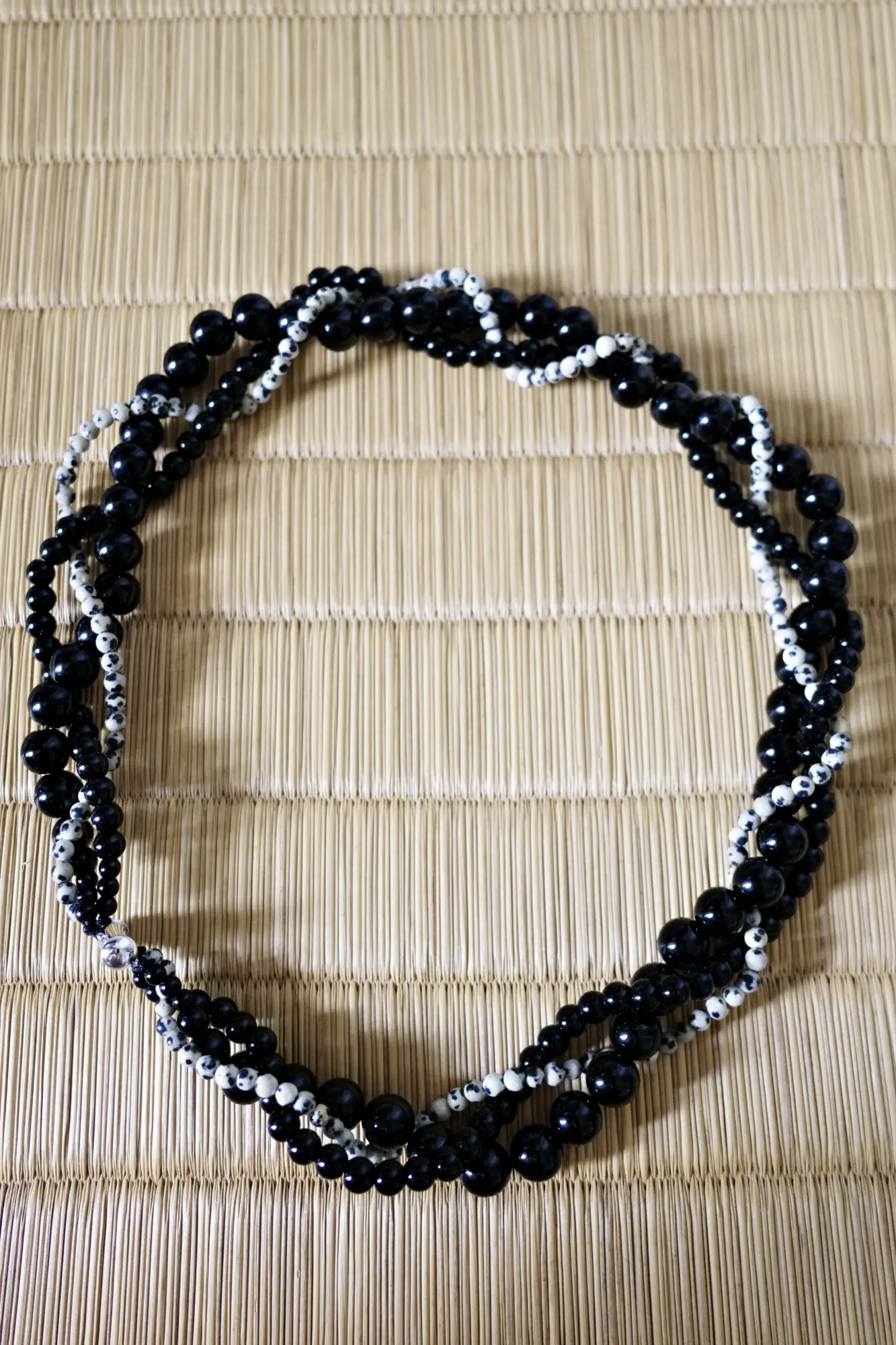 Himo - Twisted Black Choker — product photograph