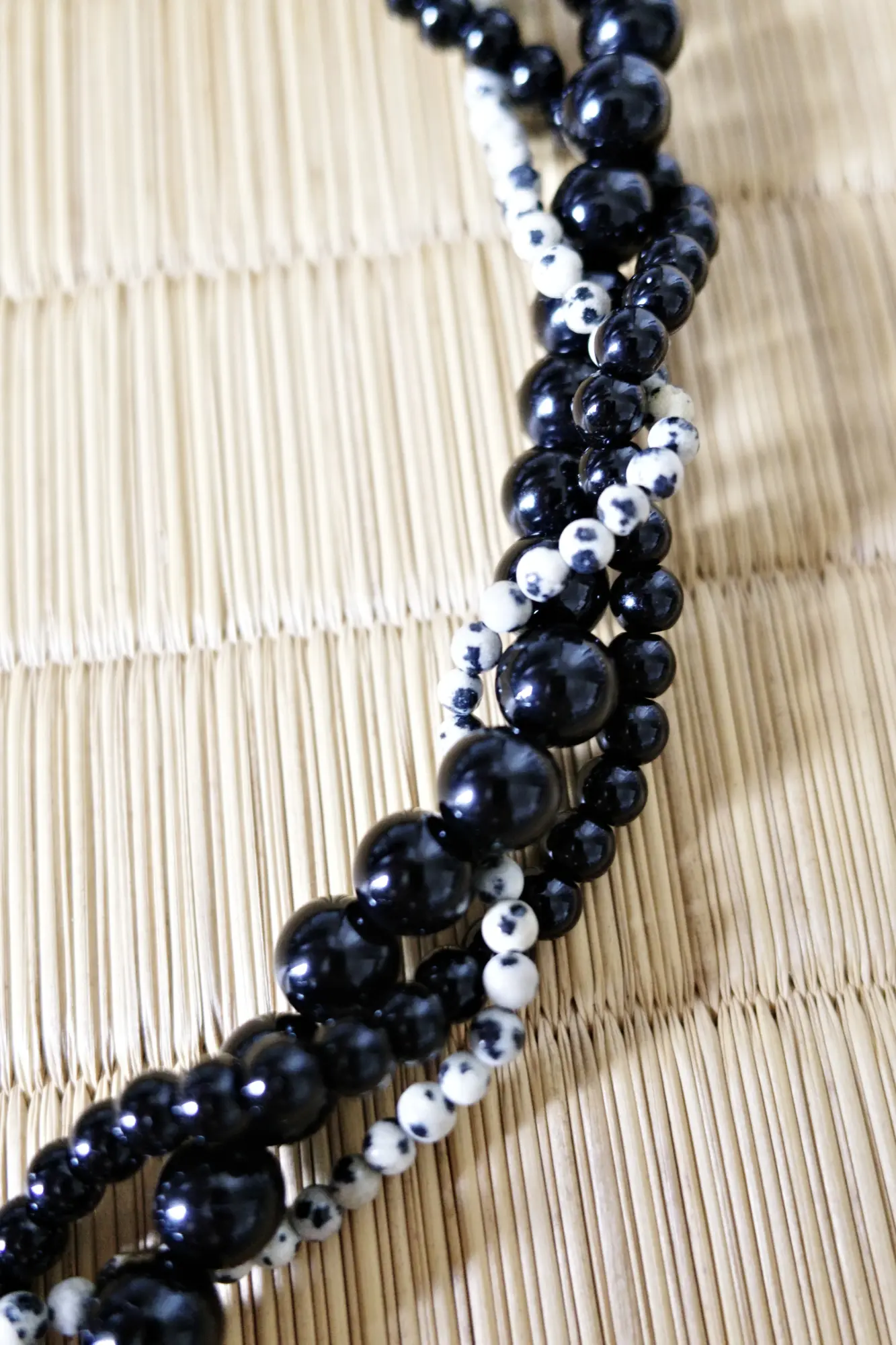 Himo - Twisted Black Choker — alternate view