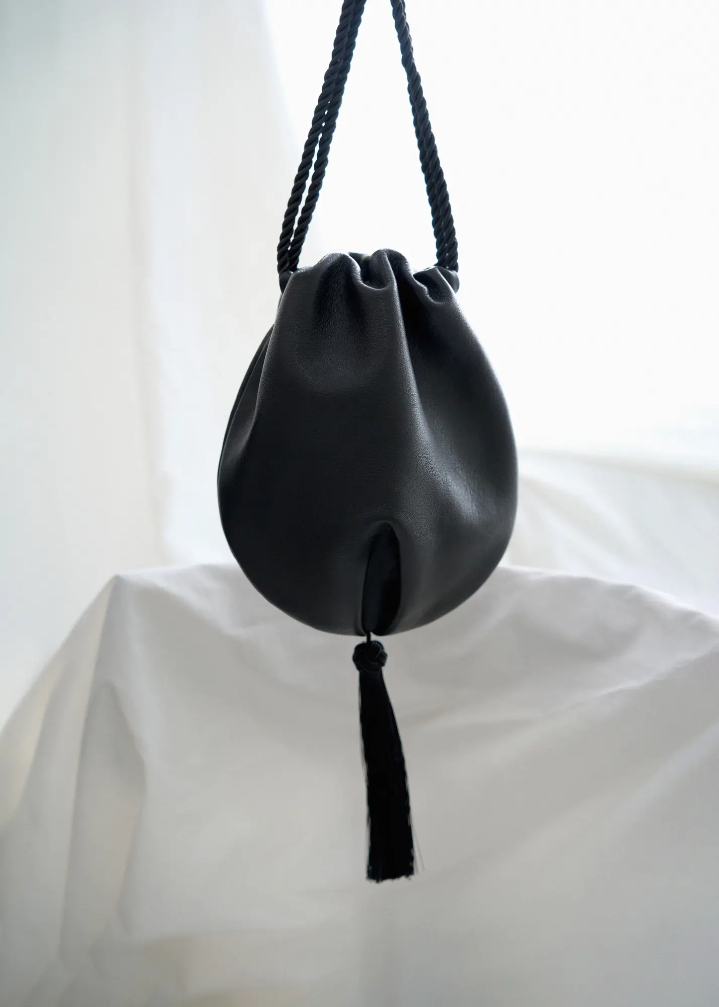 Himo 02 - Signature Knot Details — alternate view